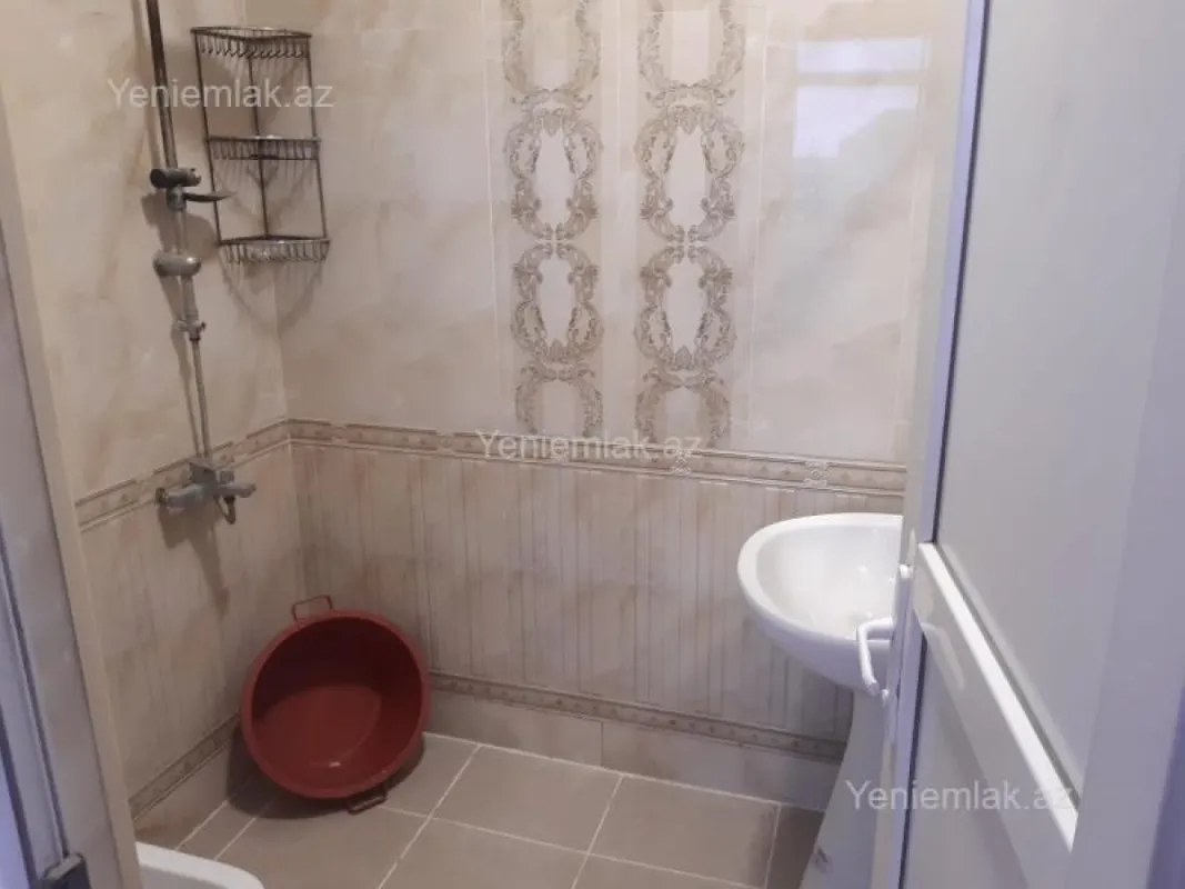 Satılır 3 otaqlı həyət evi 100 m²