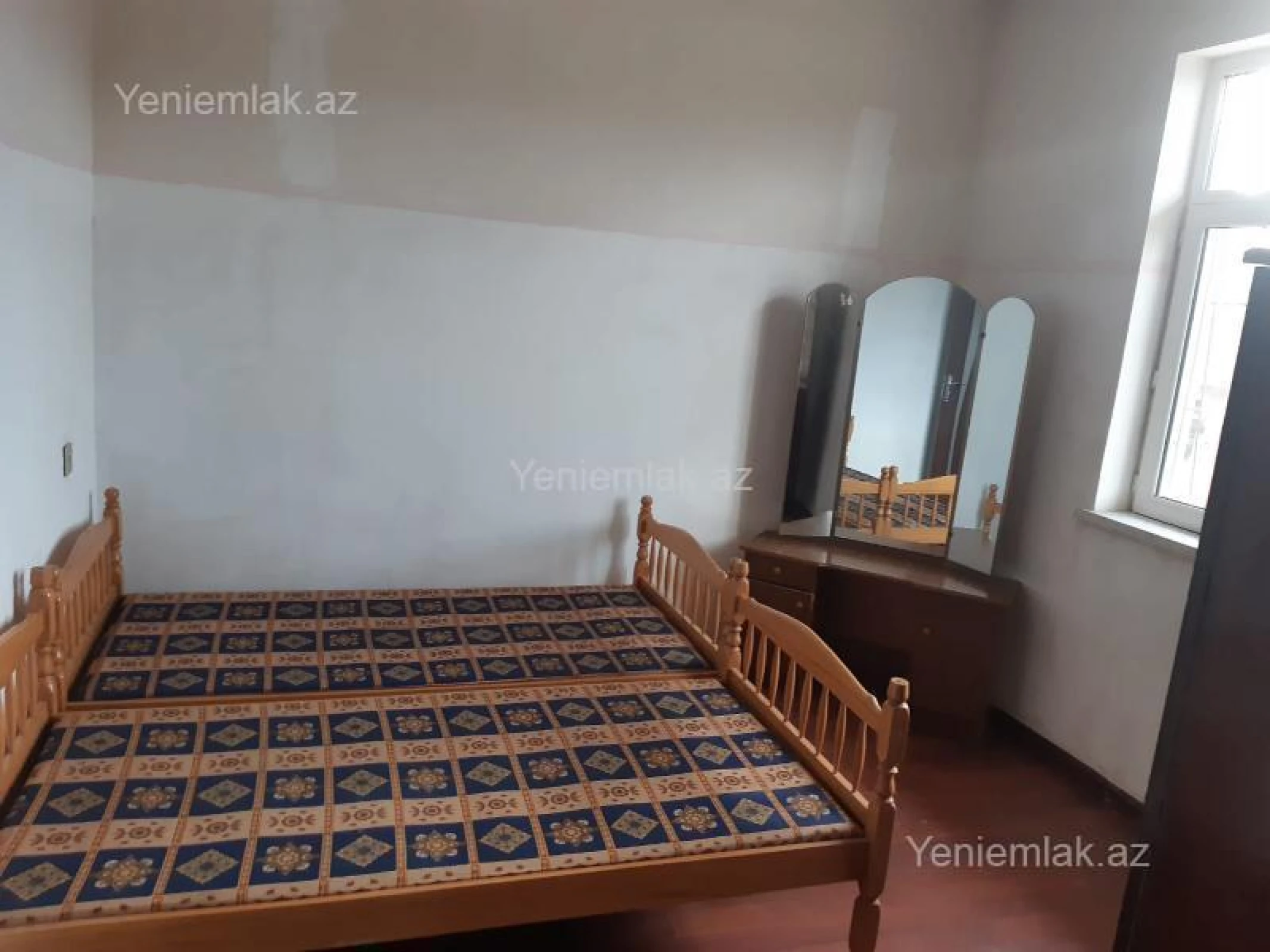 Satılır 3 otaqlı həyət evi 100 m²