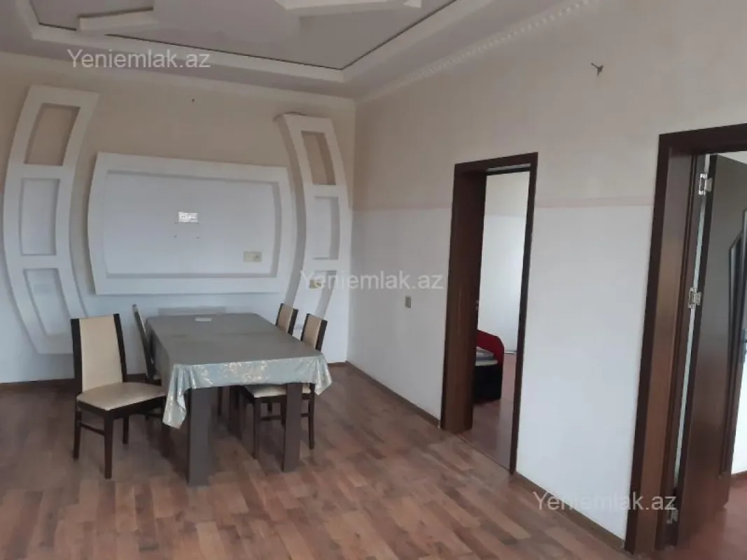 Satılır 3 otaqlı həyət evi 100 m²