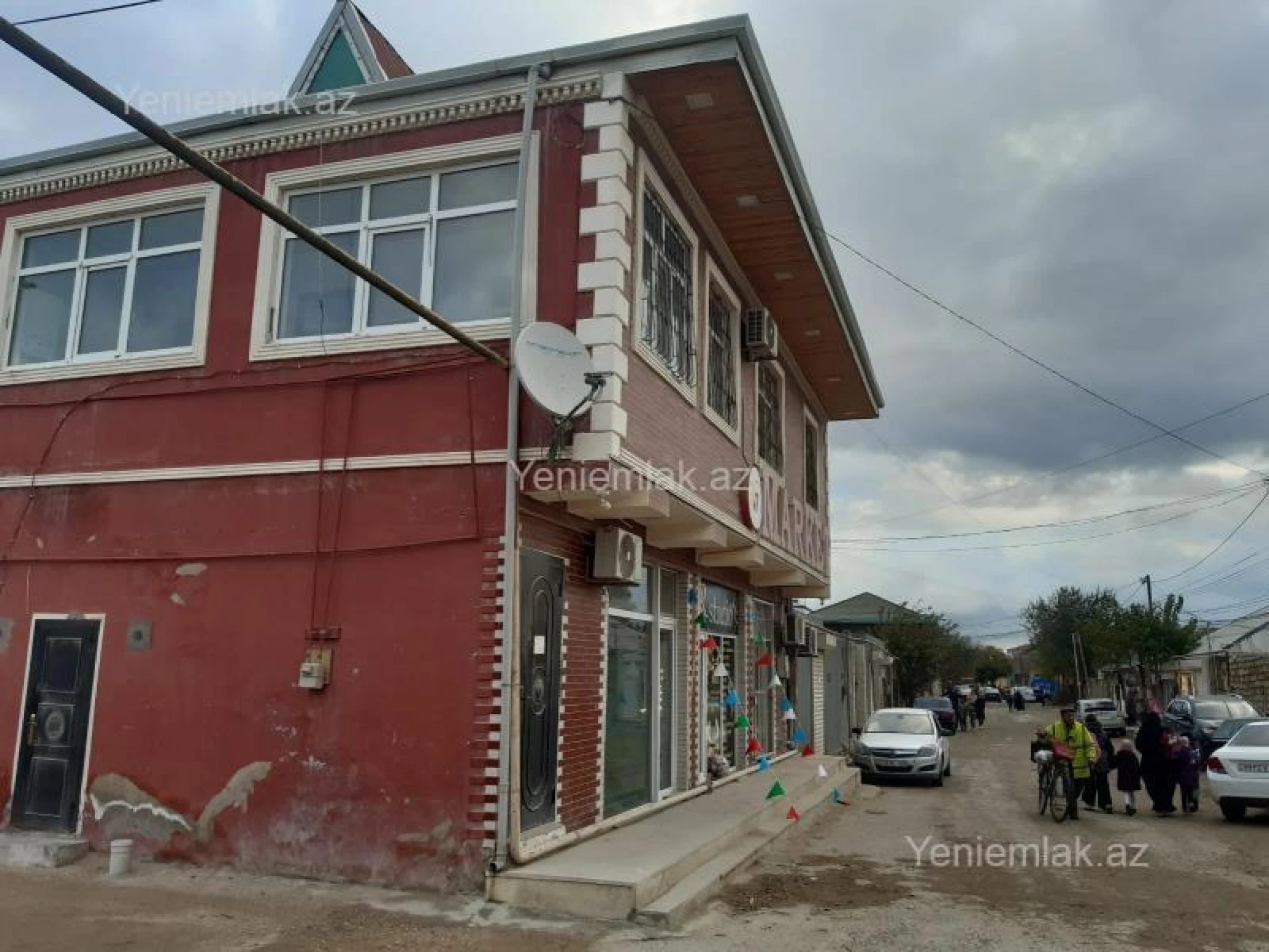 Satılır 3 otaqlı həyət evi 100 m²