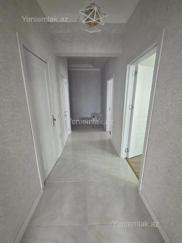 Satılır 2 otaqlı yeni tikili 99 m²