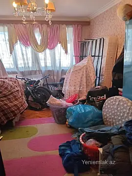 Satılır 4 otaqlı köhnə tikili 80 m²