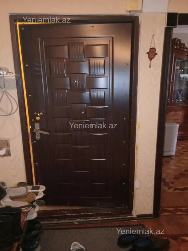 Satılır 4 otaqlı köhnə tikili 80 m²