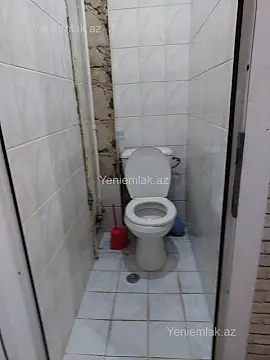 Satılır 2 otaqlı köhnə tikili 54 m²