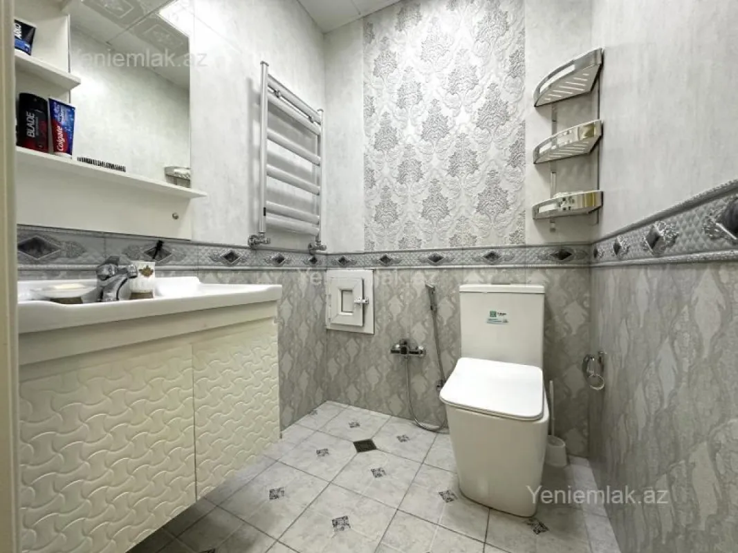 Satılır 2 otaqlı yeni tikili 96 m²