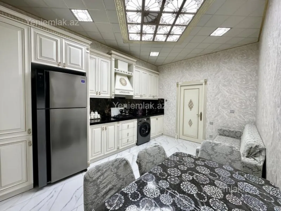 Satılır 2 otaqlı yeni tikili 96 m²