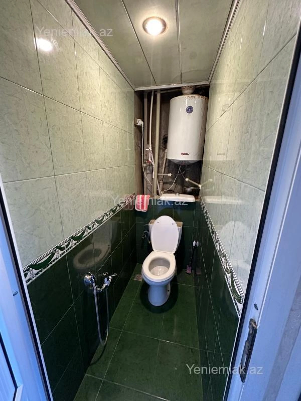 Satılır 2 otaqlı köhnə tikili 55 m²