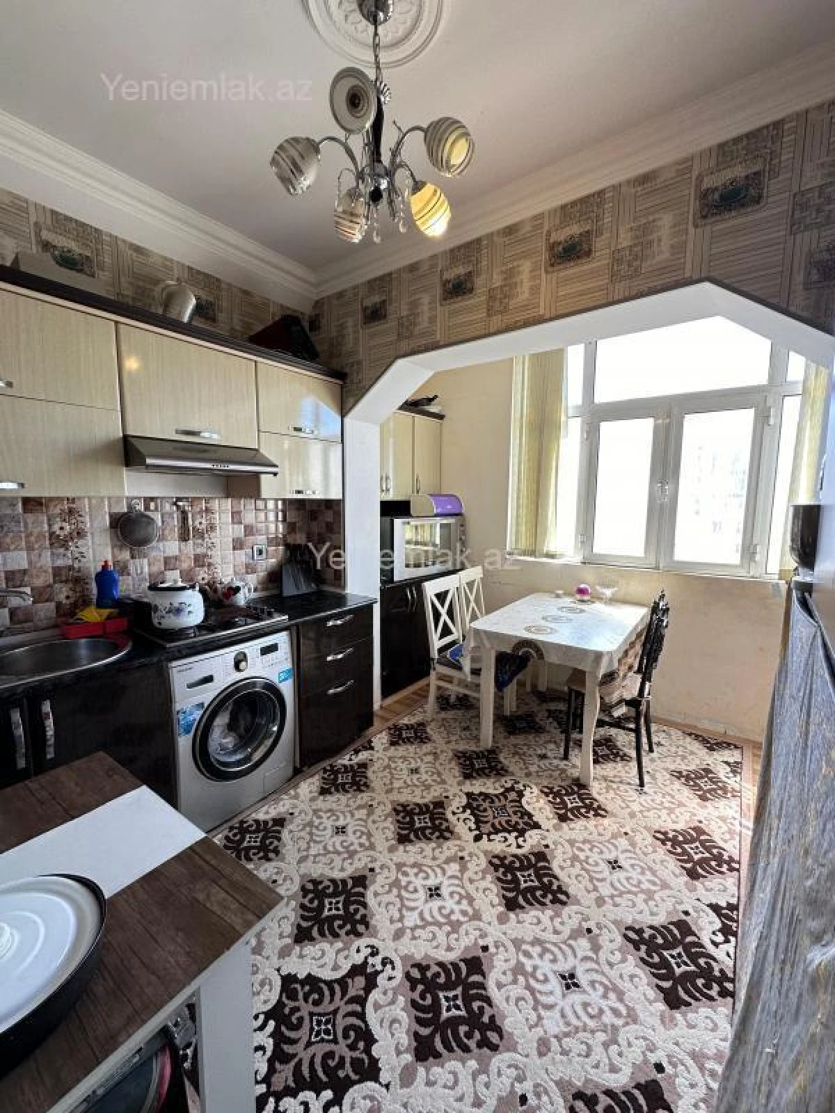 Satılır 2 otaqlı köhnə tikili 55 m²