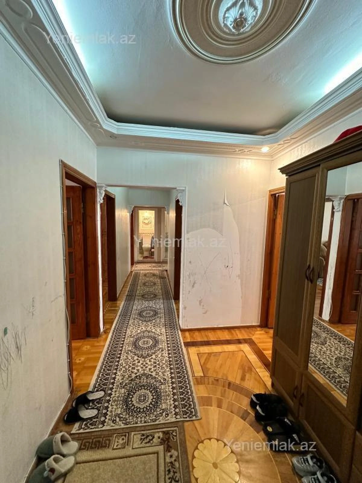 Satılır 5 otaqlı köhnə tikili 110 m²