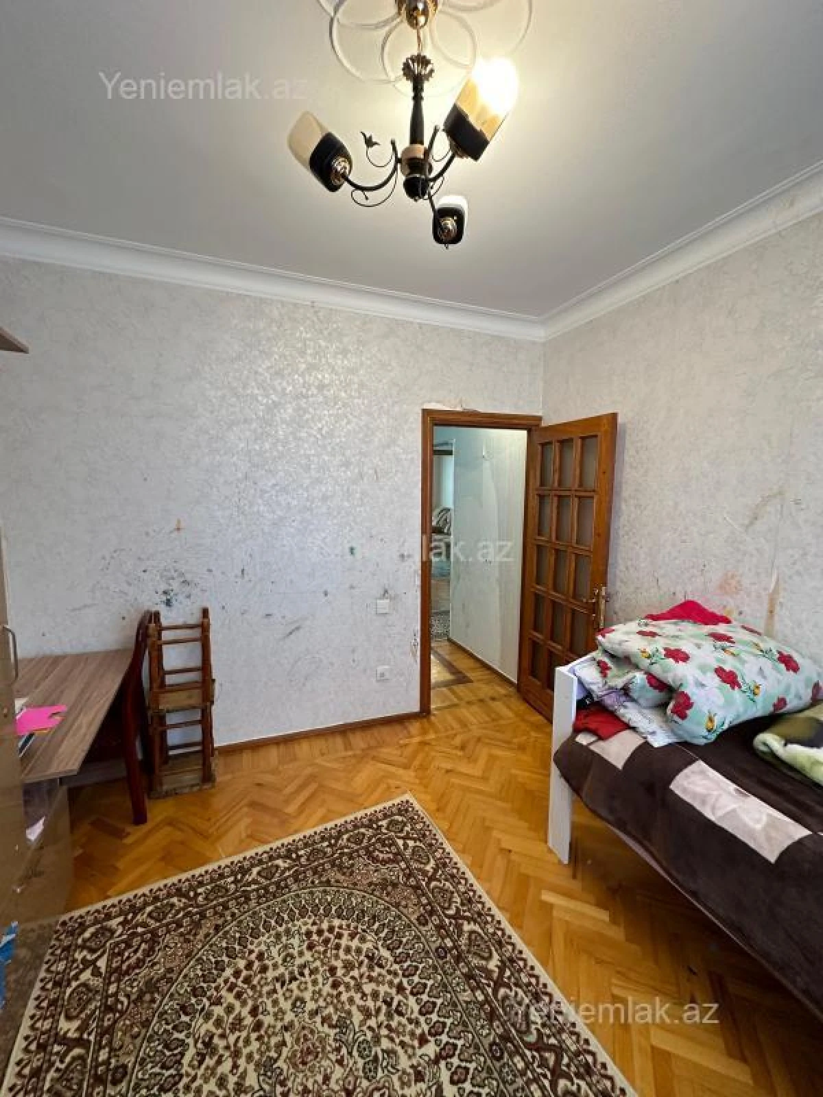 Satılır 5 otaqlı köhnə tikili 110 m²