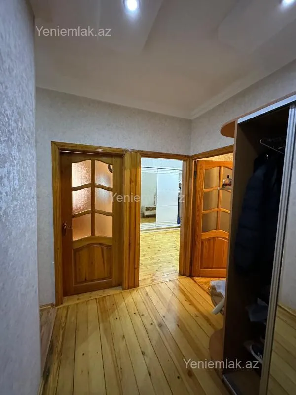 Satılır 3 otaqlı köhnə tikili 85 m²