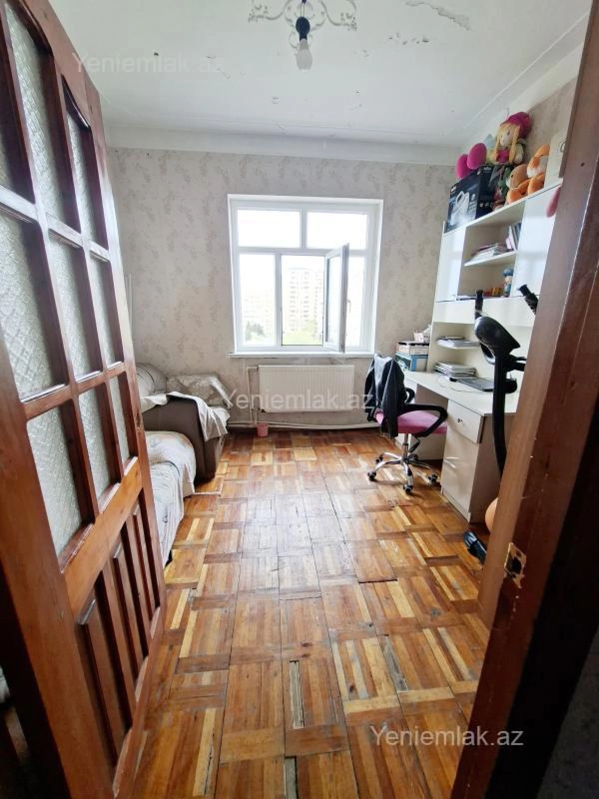 Satılır 4 otaqlı köhnə tikili 105 m²