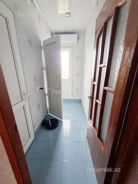 Satılır 4 otaqlı köhnə tikili 105 m²