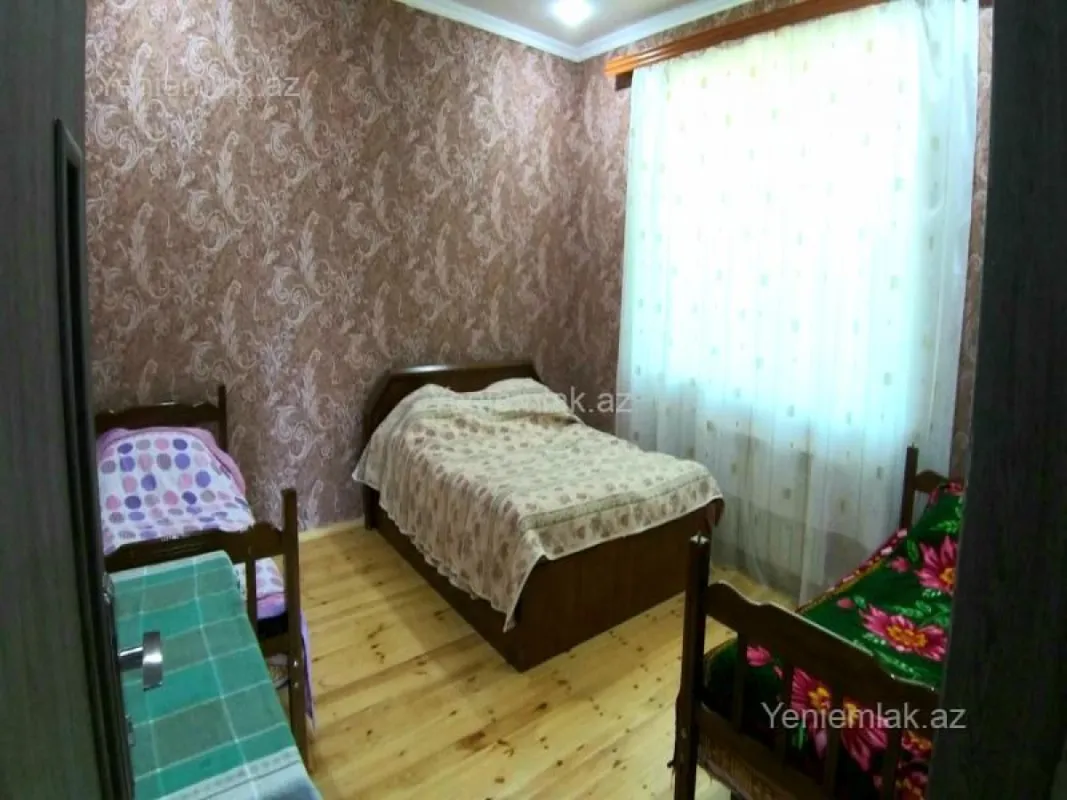 Satılır 3 otaqlı həyət evi 100 m²