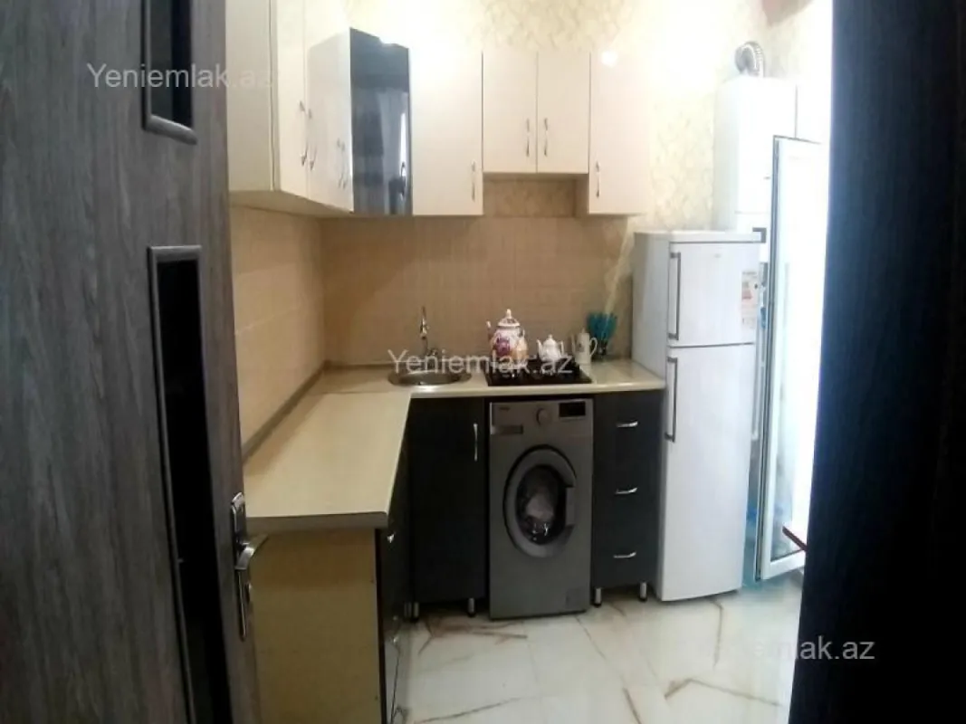 Satılır 3 otaqlı həyət evi 100 m²