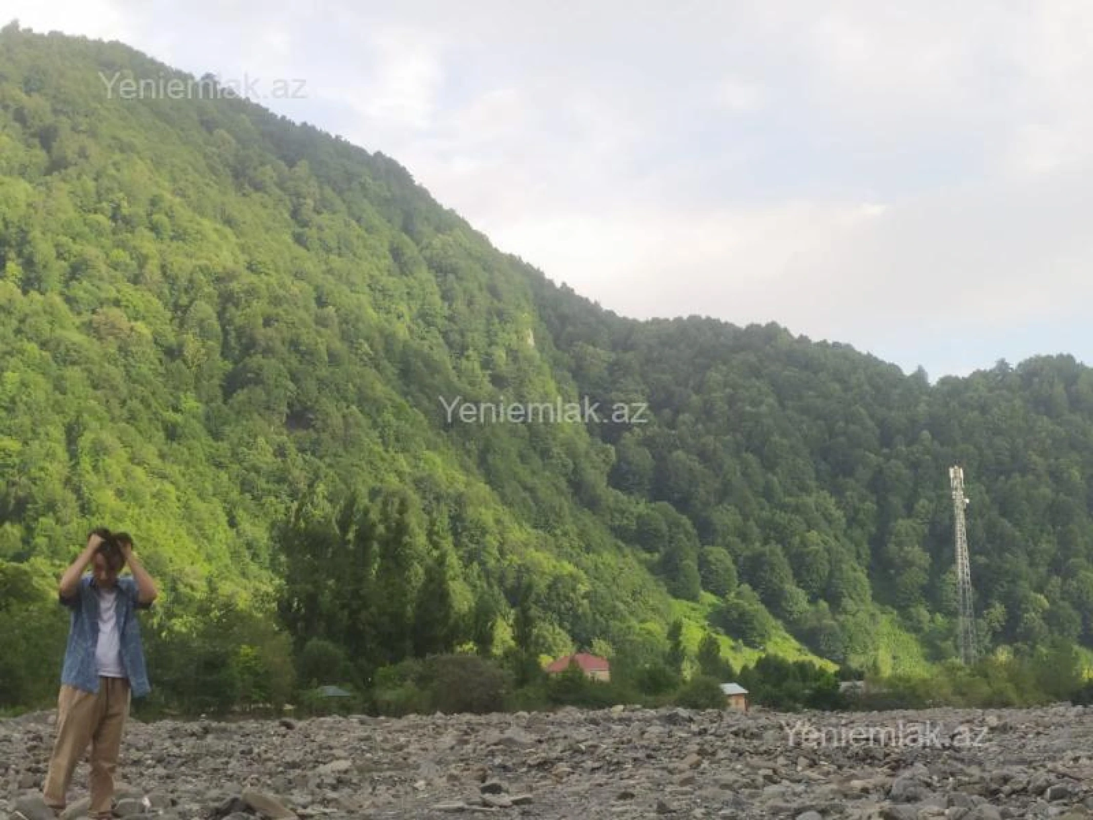 Satılır 3 otaqlı həyət evi 100 m²