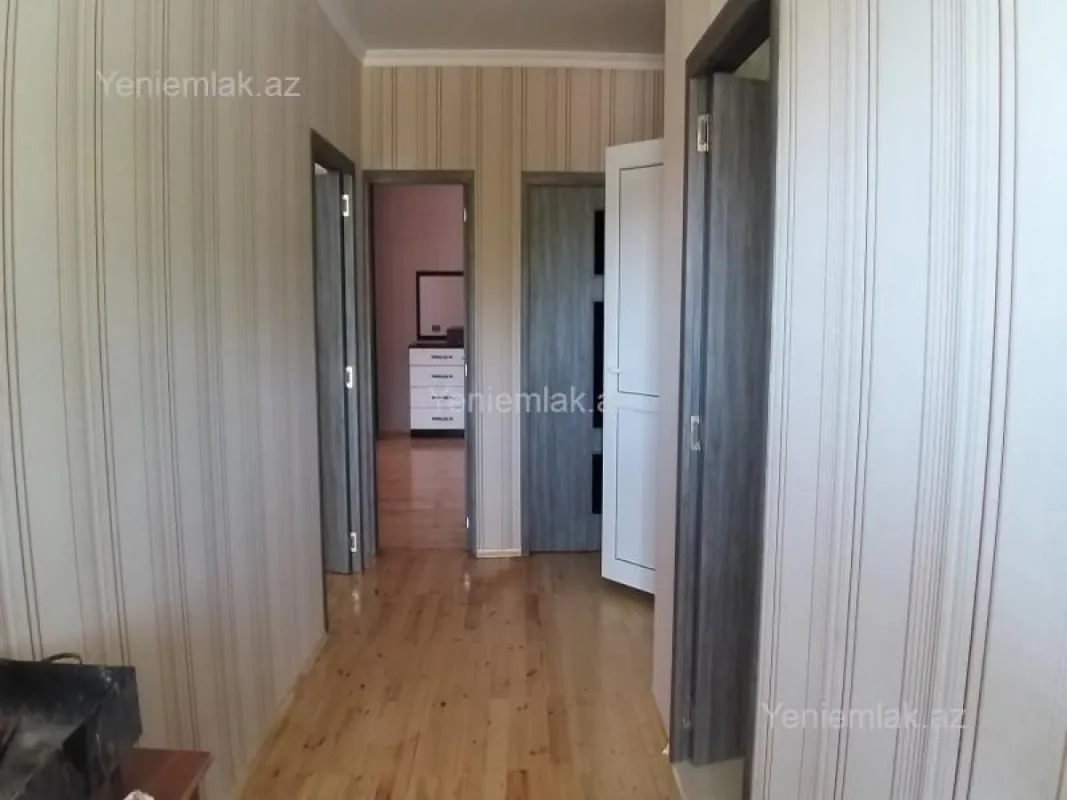 Satılır 3 otaqlı həyət evi 100 m²