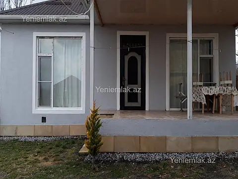 Satılır 3 otaqlı həyət evi 100 m²