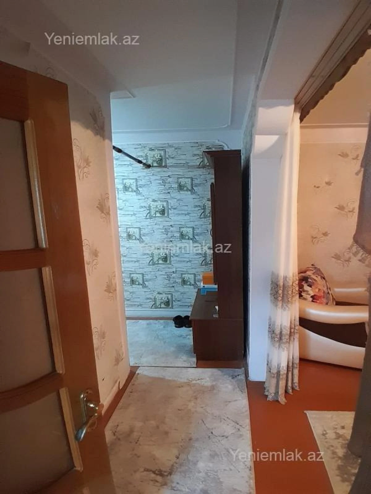Satılır 2 otaqlı köhnə tikili 42 m²