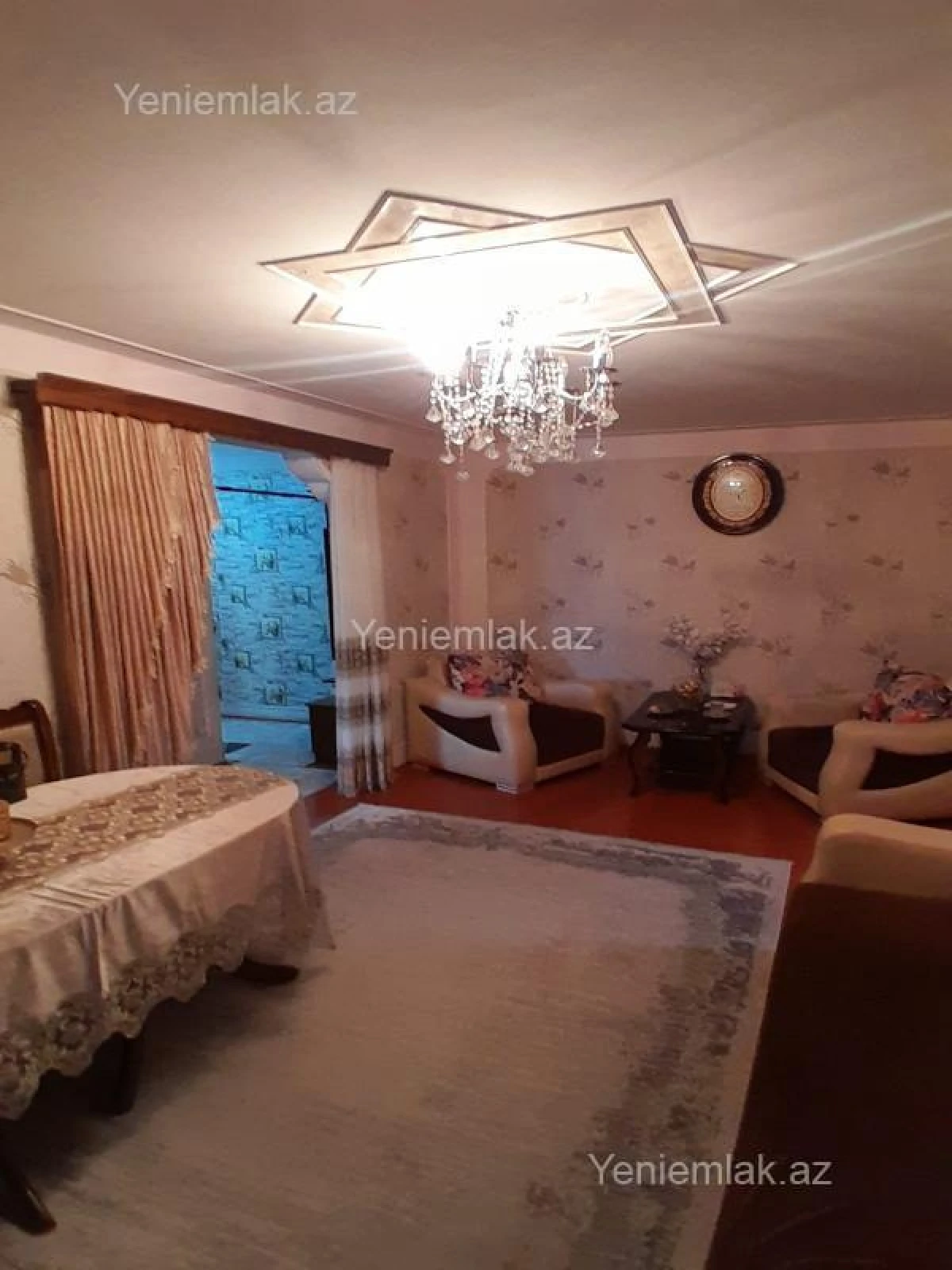 Satılır 2 otaqlı köhnə tikili 42 m²
