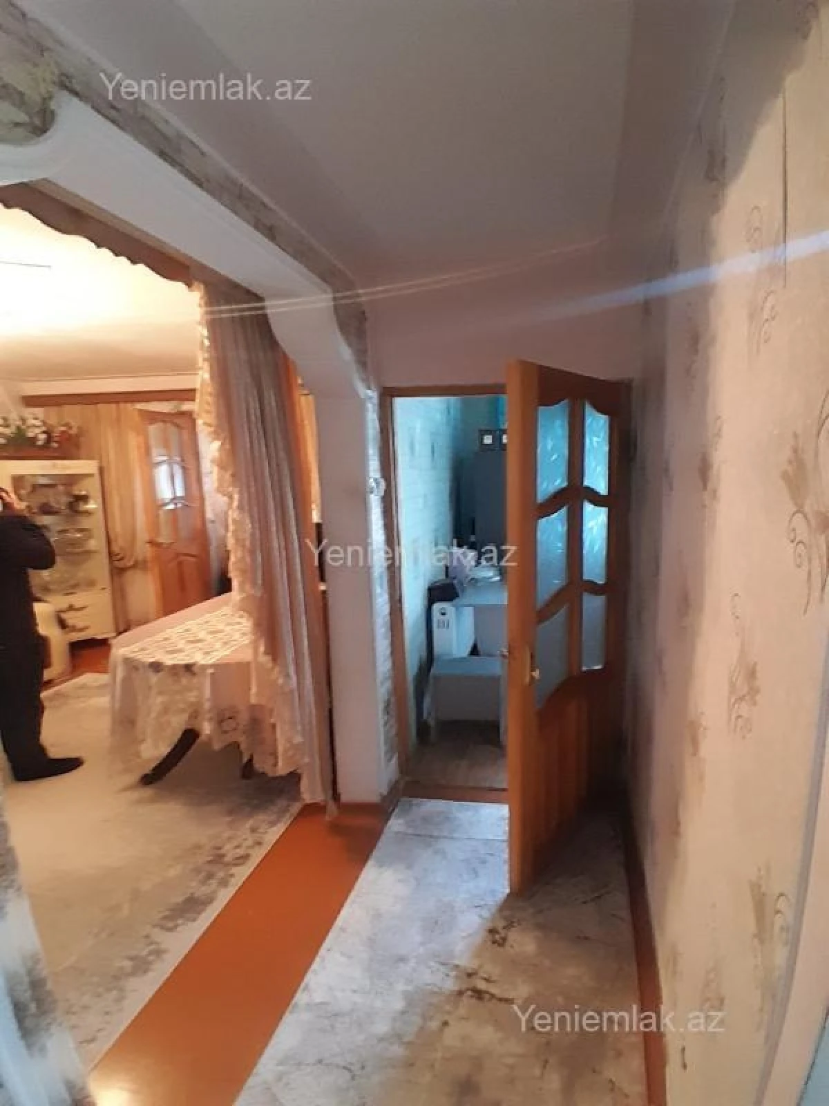 Satılır 2 otaqlı köhnə tikili 42 m²