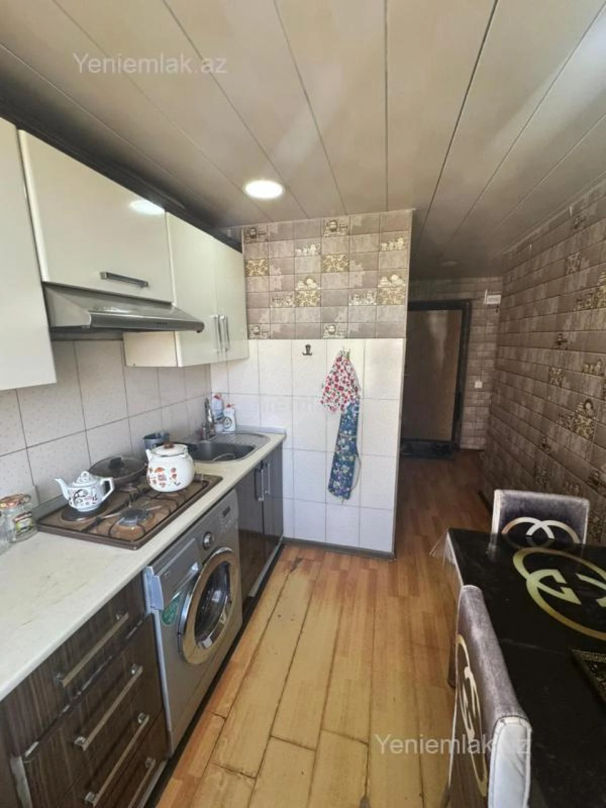 Satılır 2 otaqlı köhnə tikili 47 m²