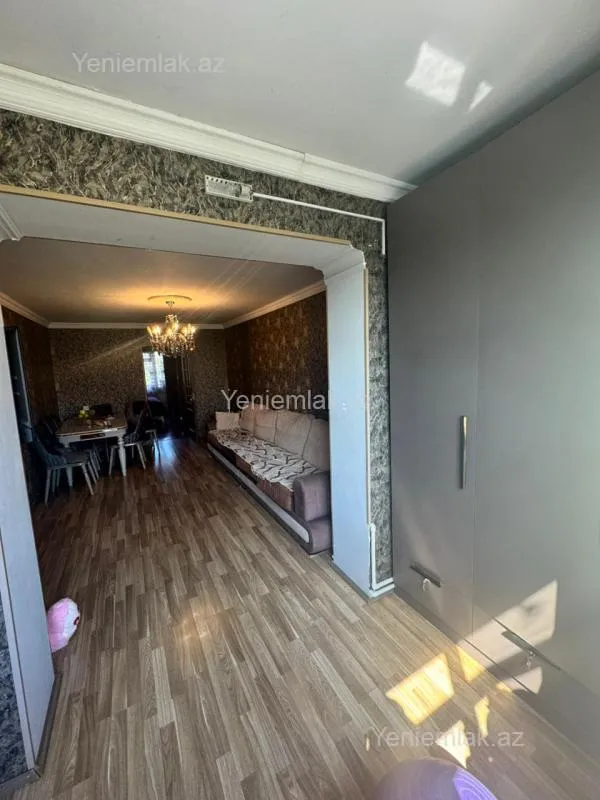 Satılır 2 otaqlı köhnə tikili 47 m²