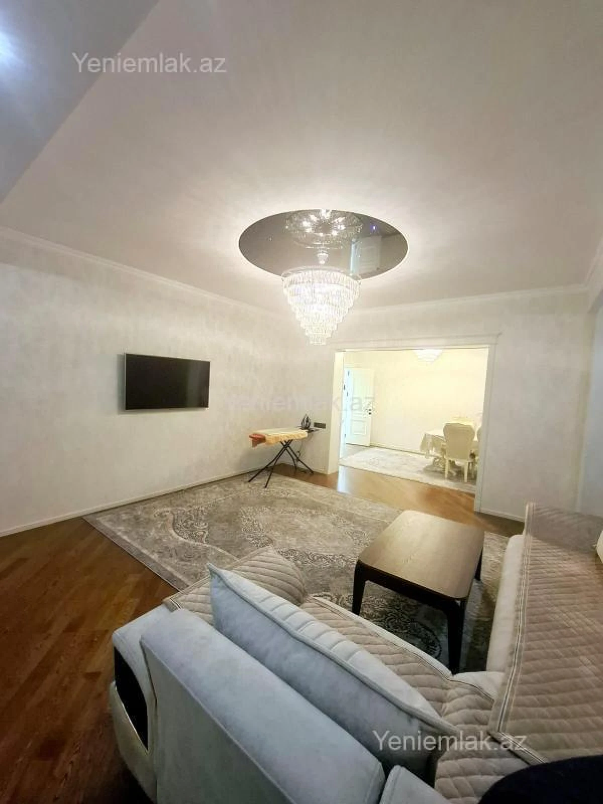 Satılır 3 otaqlı yeni tikili 142 m²