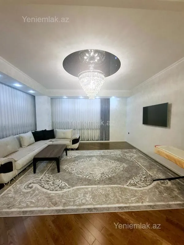 Satılır 3 otaqlı yeni tikili 142 m²