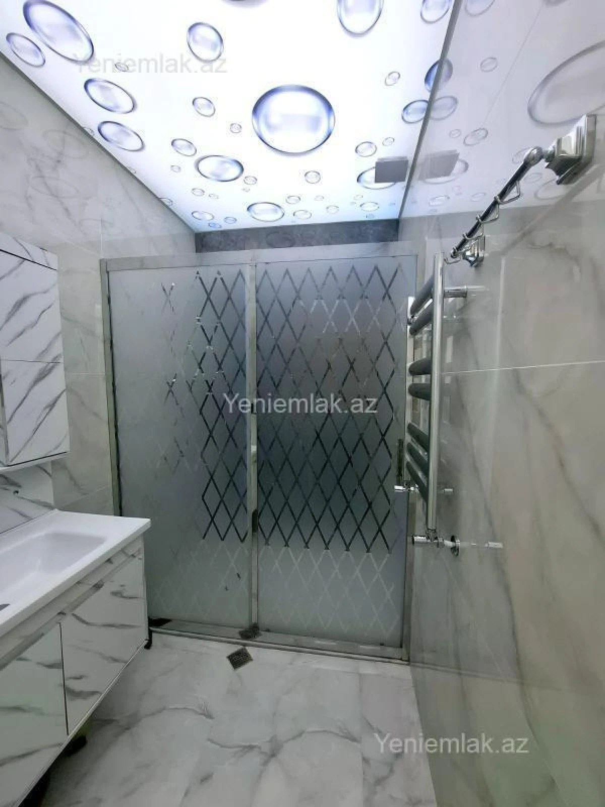 Satılır 3 otaqlı yeni tikili 142 m²