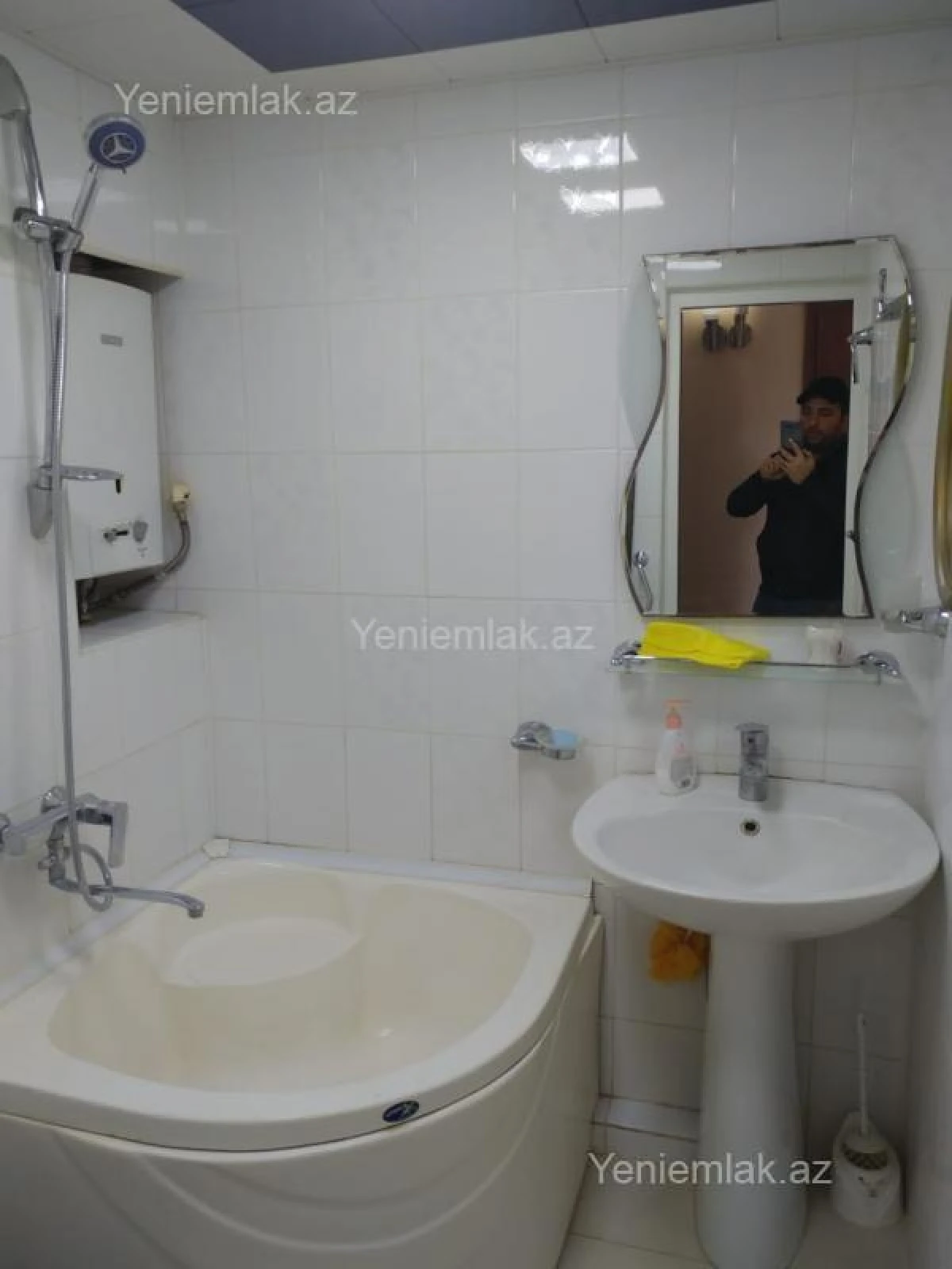 Satılır 2 otaqlı köhnə tikili 45 m²