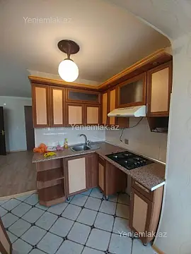 Satılır 2 otaqlı köhnə tikili 45 m²