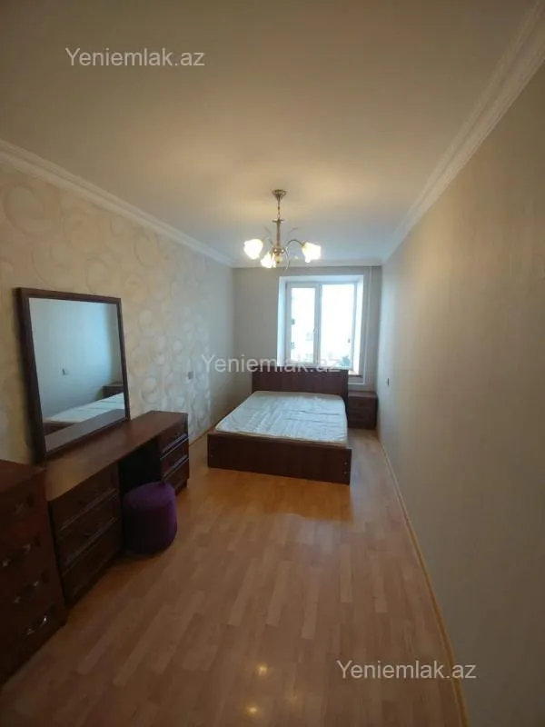 Satılır 2 otaqlı köhnə tikili 45 m²