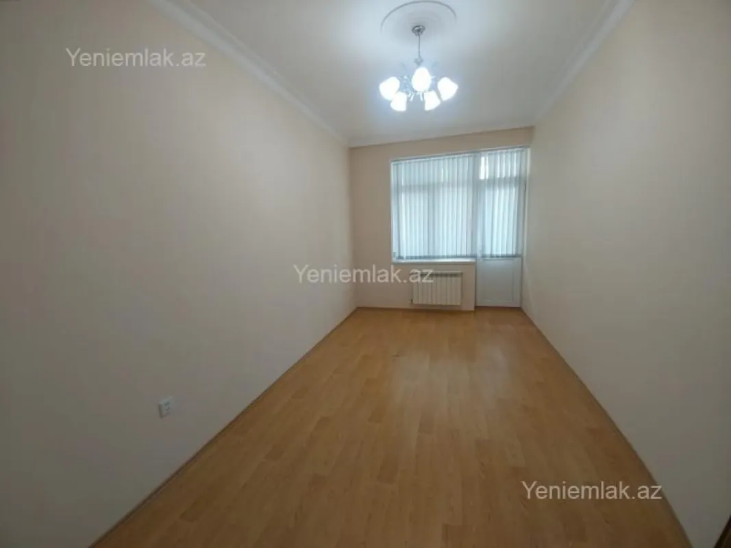Satılır 3 otaqlı yeni tikili 135 m²