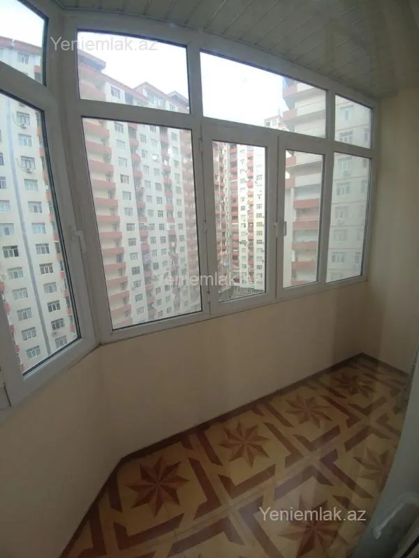 Satılır 3 otaqlı yeni tikili 135 m²