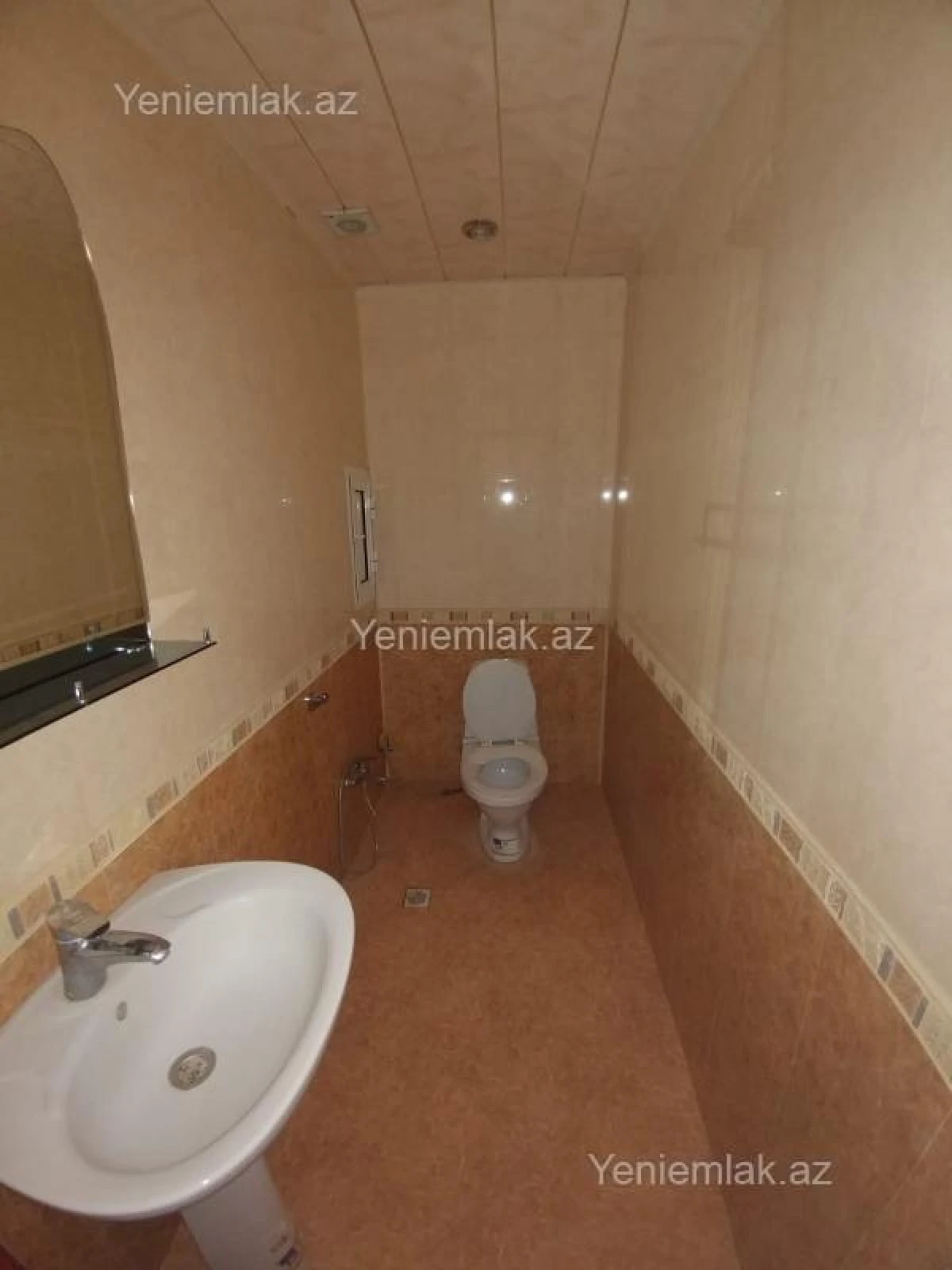 Satılır 3 otaqlı yeni tikili 135 m²