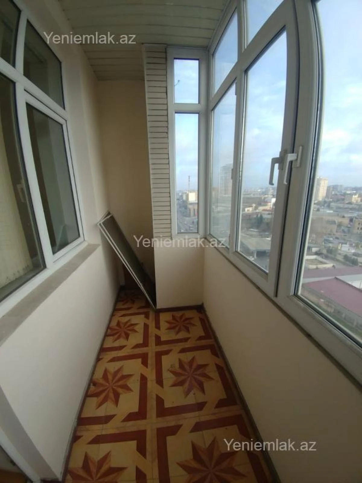 Satılır 3 otaqlı yeni tikili 135 m²