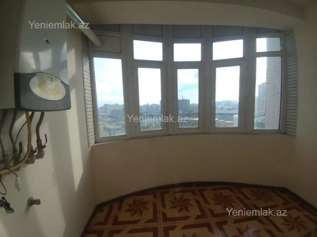 Satılır 3 otaqlı yeni tikili 135 m²