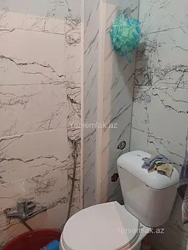 Satılır 1 otaqlı köhnə tikili 20 m²
