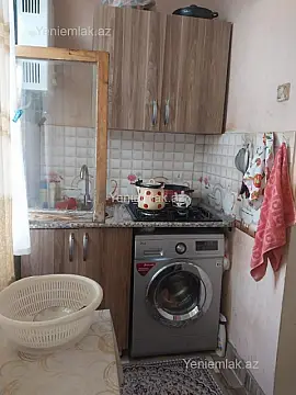 Satılır 1 otaqlı köhnə tikili 20 m²