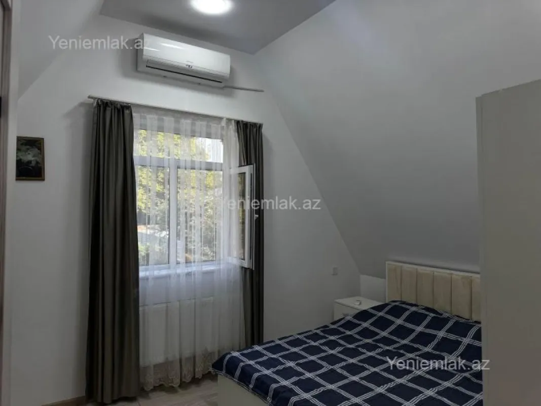 Satılır 4 otaqlı həyət evi 120 m²