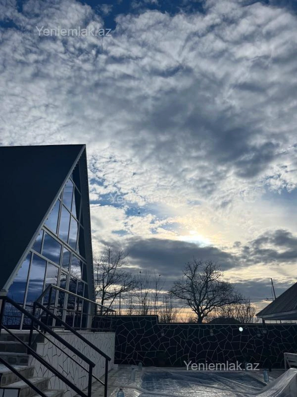 Satılır 4 otaqlı həyət evi 120 m²