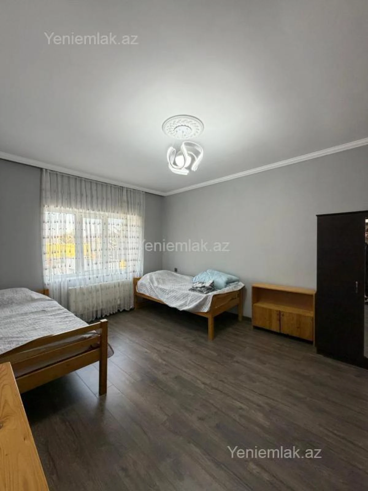 Satılır 6 otaqlı həyət evi 220 m²