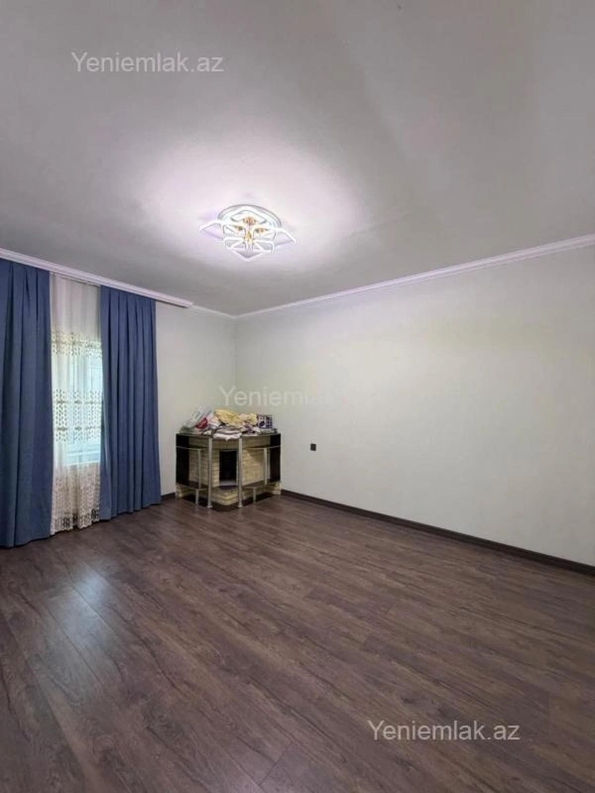 Satılır 6 otaqlı həyət evi 220 m²