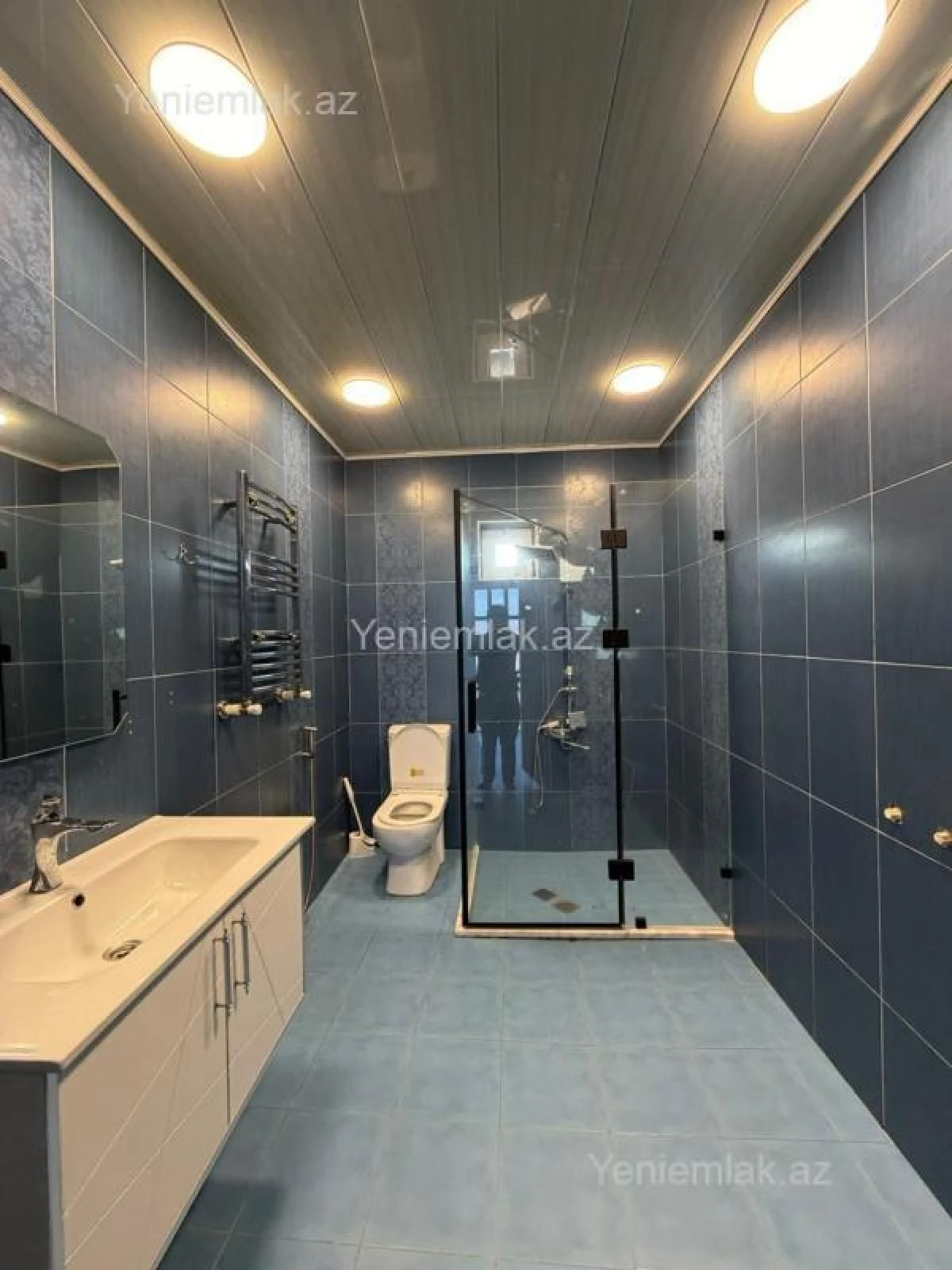 Satılır 6 otaqlı həyət evi 220 m²