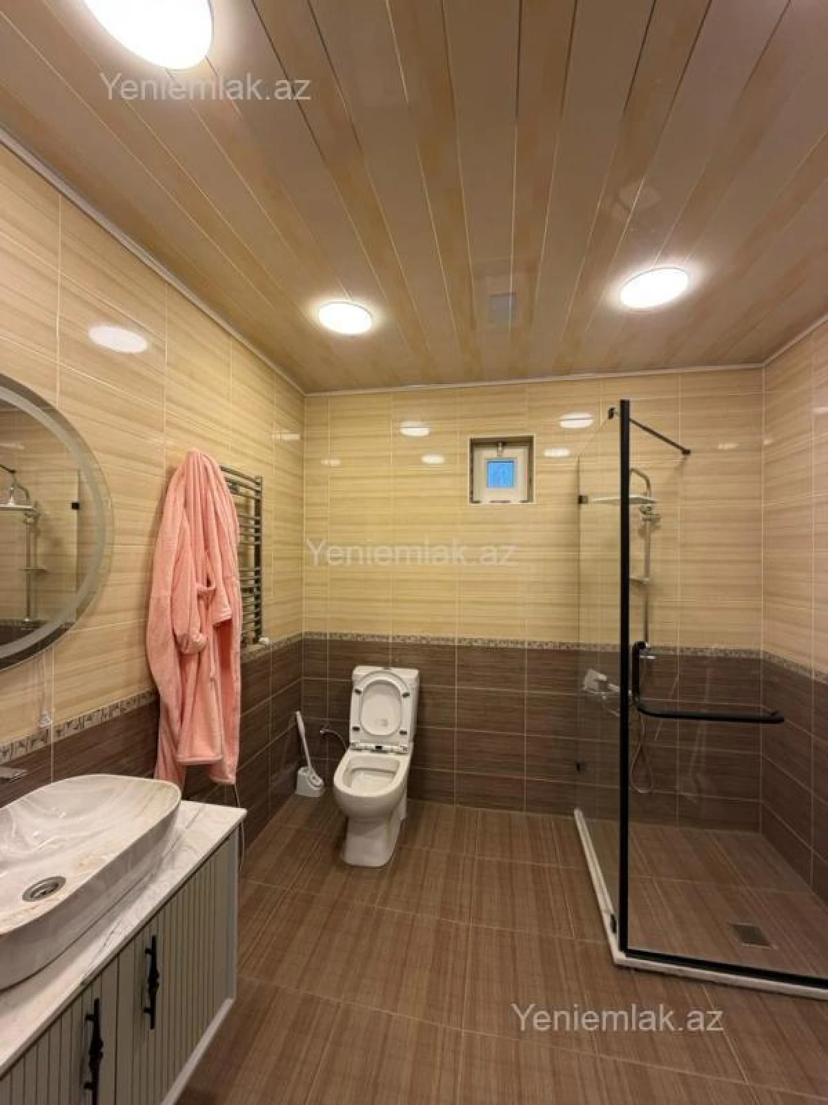 Satılır 6 otaqlı həyət evi 220 m²