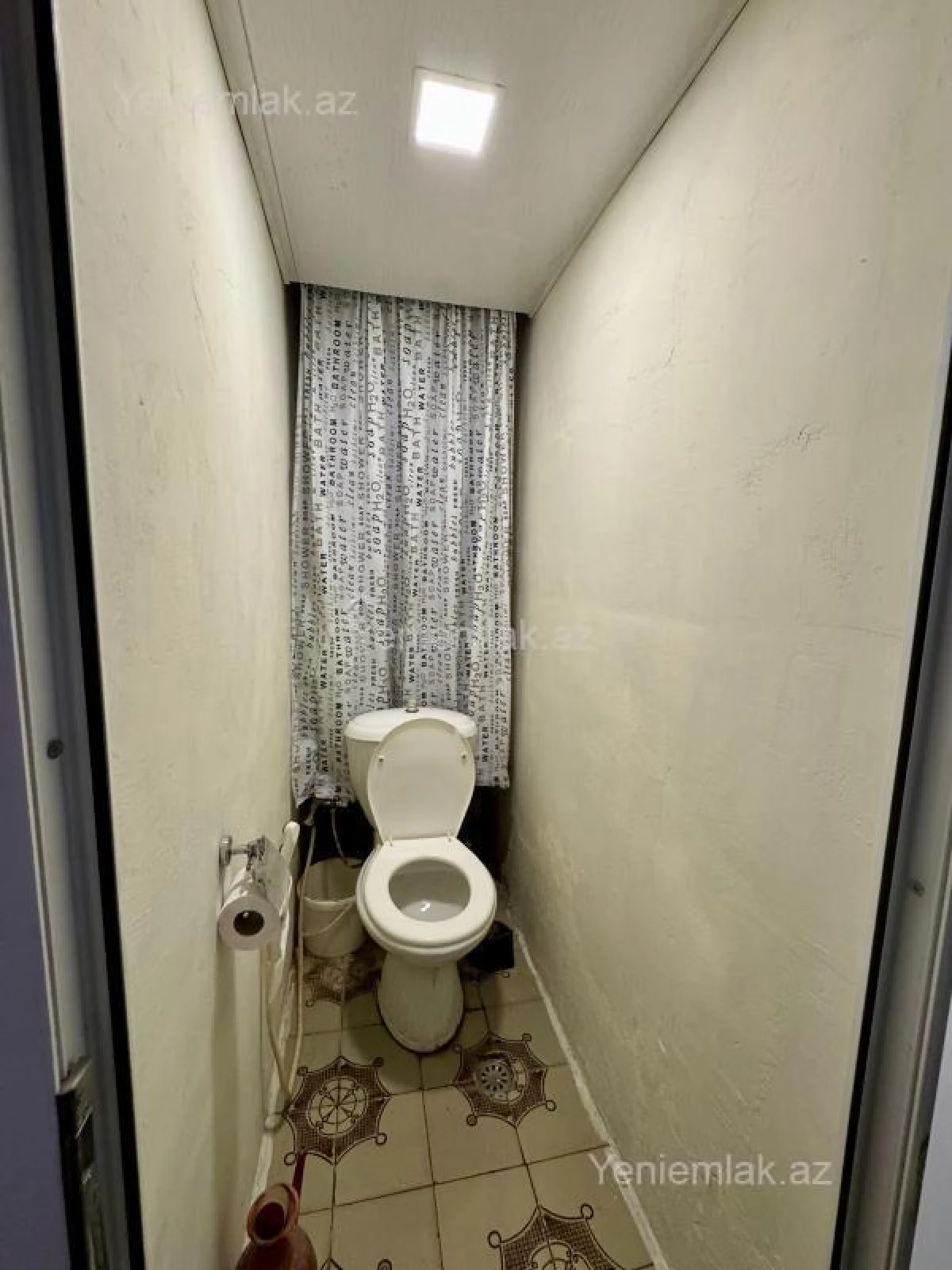 Satılır 4 otaqlı köhnə tikili 110 m²