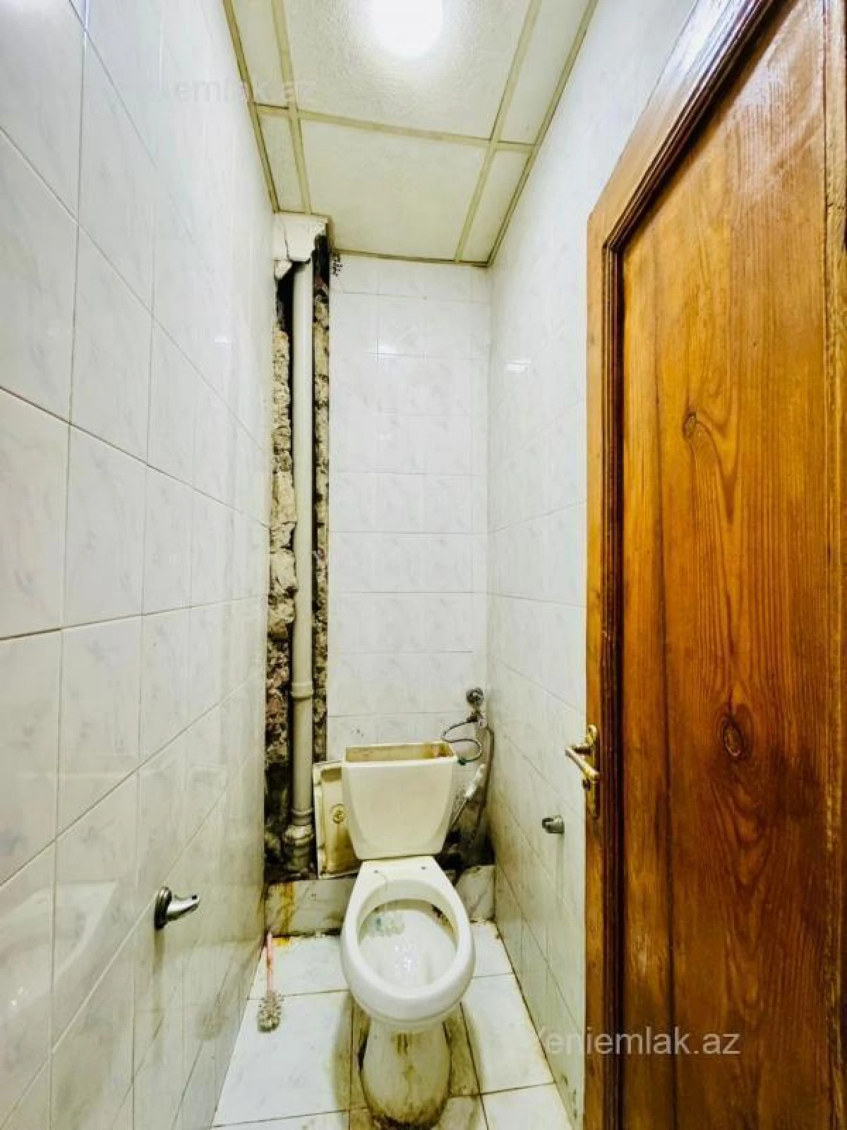 Satılır 2 otaqlı köhnə tikili 60 m²