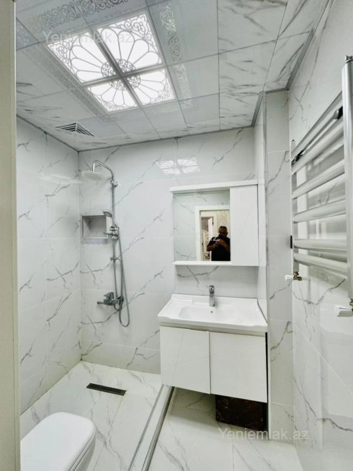 Satılır 3 otaqlı yeni tikili 82 m²