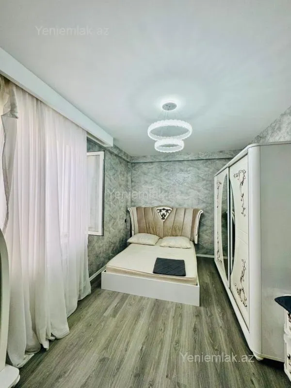 Satılır 3 otaqlı yeni tikili 82 m²